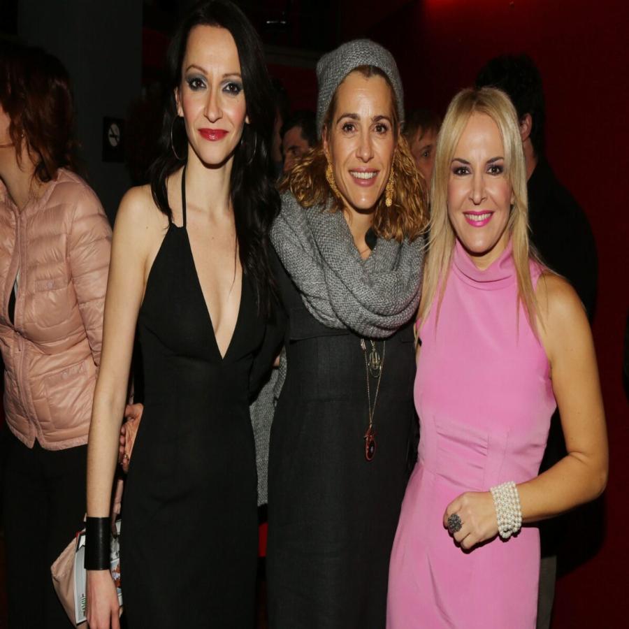 Αγνώριστη η κόρη της Ζουμπουλίας στο Παρά Πέντε: Έβαψε τα μαλλιά της, έφυγε στο εξωτερικό και είναι μια άλλη