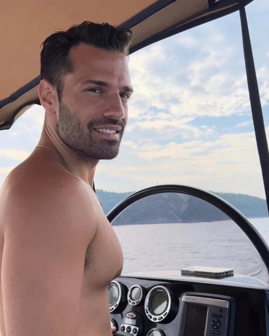 Ο πιο όμορφος της Ελλάδας: Όλες οι γυναίκες ζητάνε να παντρευτούν τον Κωνσταντίνο Άργυρο