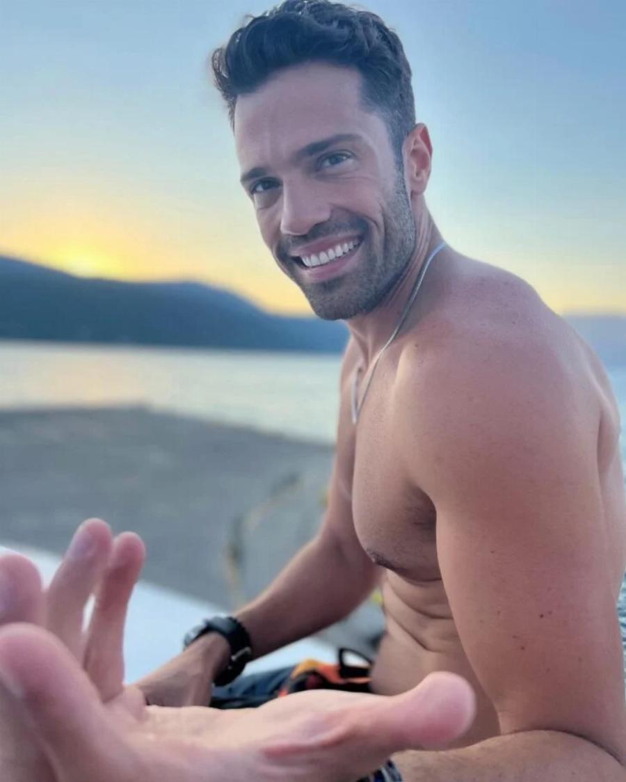 Ο πιο όμορφος της Ελλάδας: Όλες οι γυναίκες ζητάνε να παντρευτούν τον Κωνσταντίνο Άργυρο