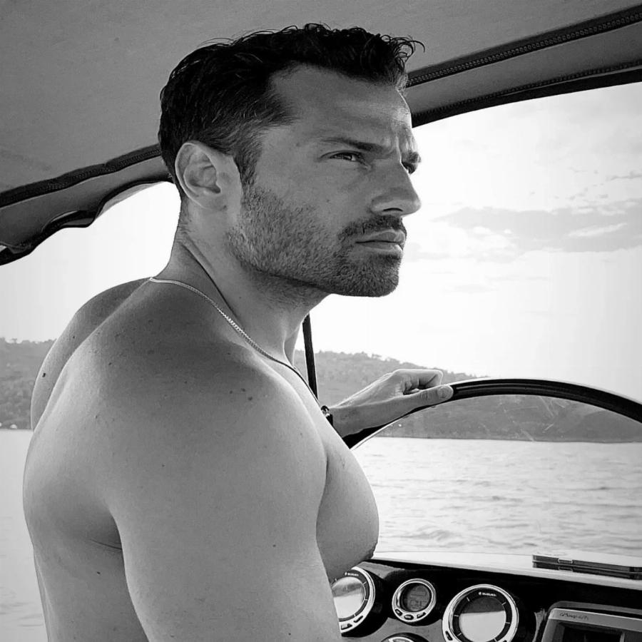 Ο πιο όμορφος της Ελλάδας: Όλες οι γυναίκες ζητάνε να παντρευτούν τον Κωνσταντίνο Άργυρο