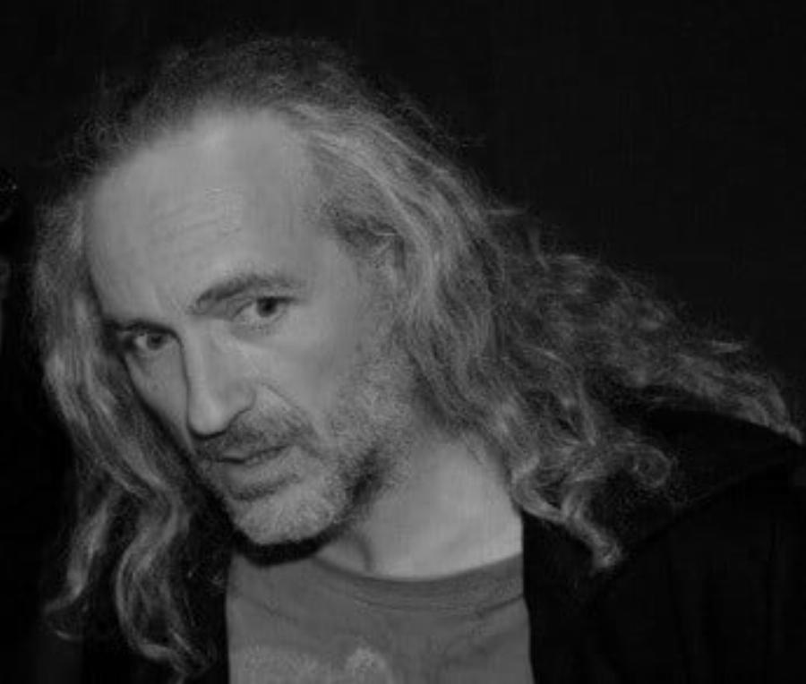 Αγνώριστος ο Ανδρέας Ανδρεόπουλος: Ο ρόλος του Τίμου Δράκου στη «Λάμψη» και η σημερινή εμφάνιση