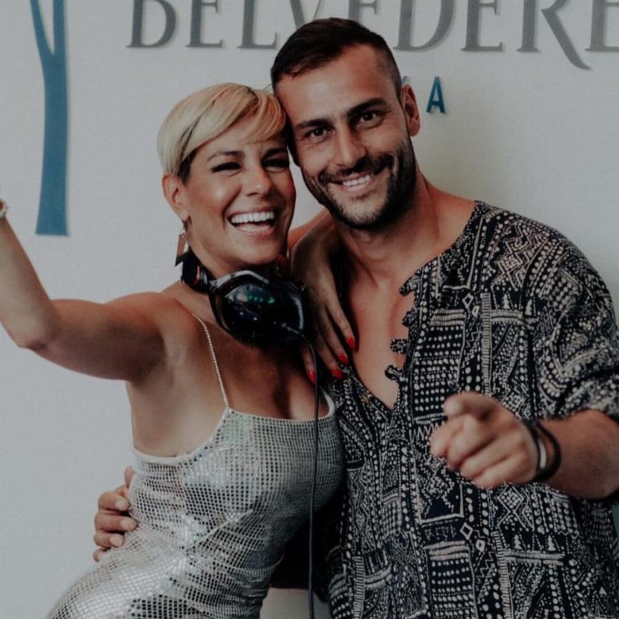 Tα «παράτησε» όλα για έναν κούκλο: Ο γοητευτικός άντρας που έκανε την Ράνια Κωστάκη να εγκαταλείψει την Αθήνα