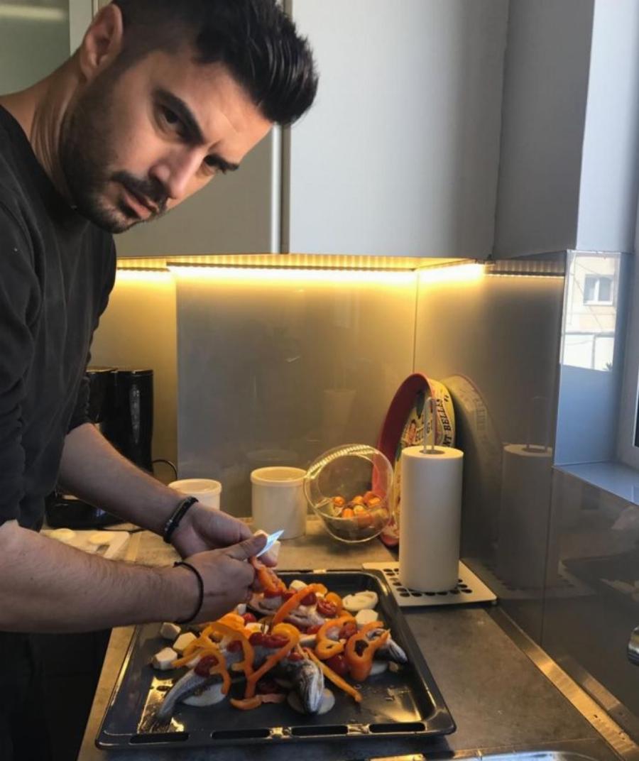 Κατερίνα Γερονικολού και Γιάννης Τσιμιτσέλης: Αυτό είναι το σικ και καλόγουστο σπίτι που στεγάζουν τον έρωτα τους