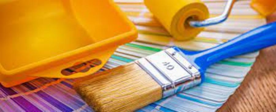 Όλα τα βλέμματα πάνω στον Σπύρο Μπιμπίλα: Φόρεσε το μαγιό του και πόζαρε πάνω σε βάρκα