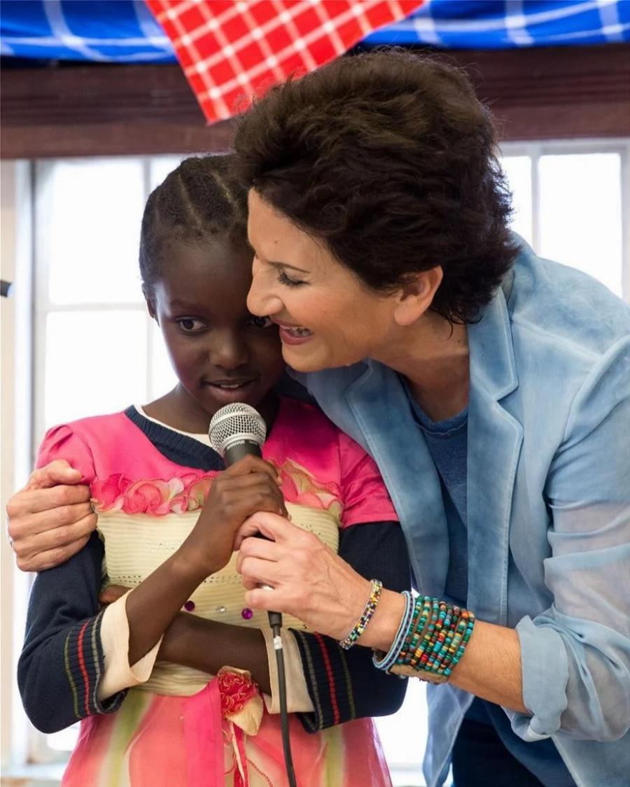 Άλκηστις Πρωτοψάλτη: «Υιοθέτησα ένα παιδί που μεγάλωνε στις φυλακές»