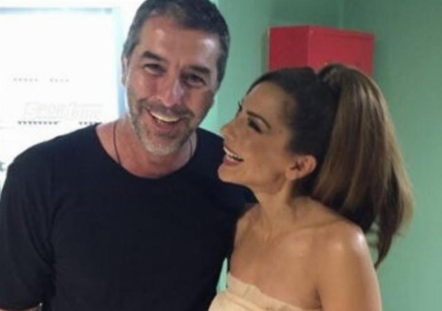 Δεν κρύβεται ο έρωτας τους: Χέρι-χέρι Βανδή και Μπισμπίκης στα σοκάκια της Πάρου