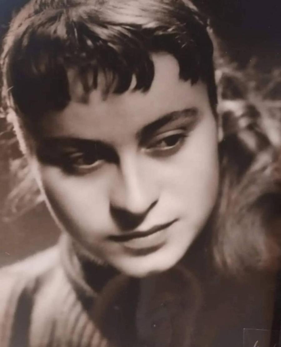 Έφυγε από τη ζωή η ηθοποιός Βασούλα Μεριδιώτου: Ήταν η προτελευταία εν ζωή συμμαθήτρια της Βουγιουκλάκη…