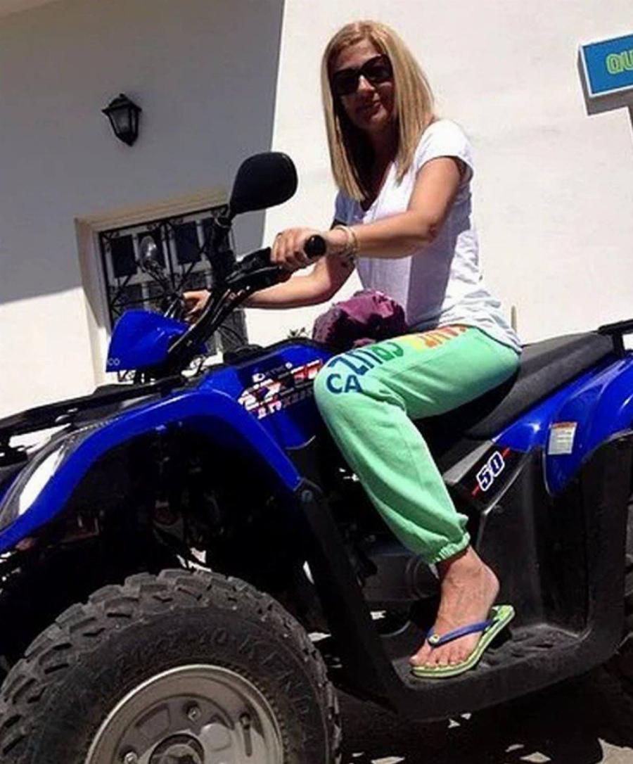 Εμείς κι Εμείς: Θυμάστε τη Σμαράγδα; – Δείτε πόσο έχει αλλάξει σήμερα, 24 χρόνια μετά το τέλος της σειράς!