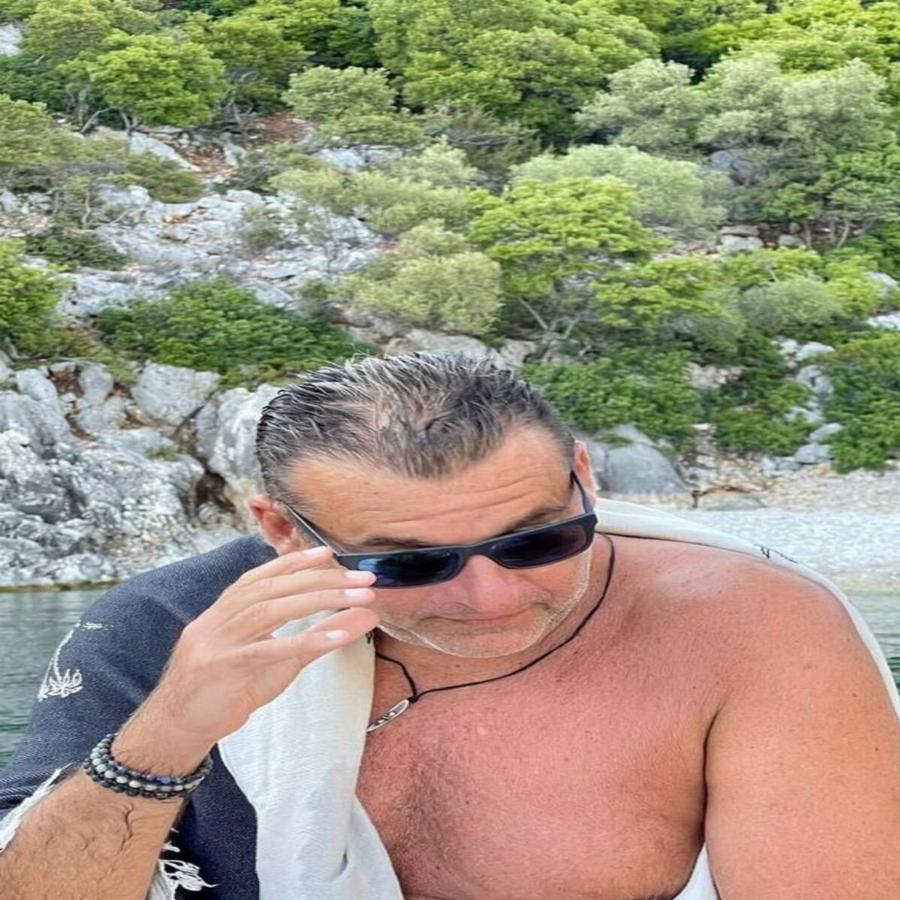 Άσχημη εξέλιξη για τον Στάθη Παναγιωτόπουλο: Δυσάρεστα τα νέα για τον παρουσιαστή