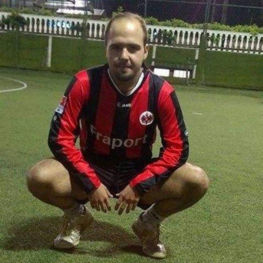 Μεγάλωσε και έχει μείνει μισός: Αγνώριστος ο μικρός Μπαλαφούτης από την «Πολυκατοικία», 11 χρόνια μετά το τέλος της σειράς