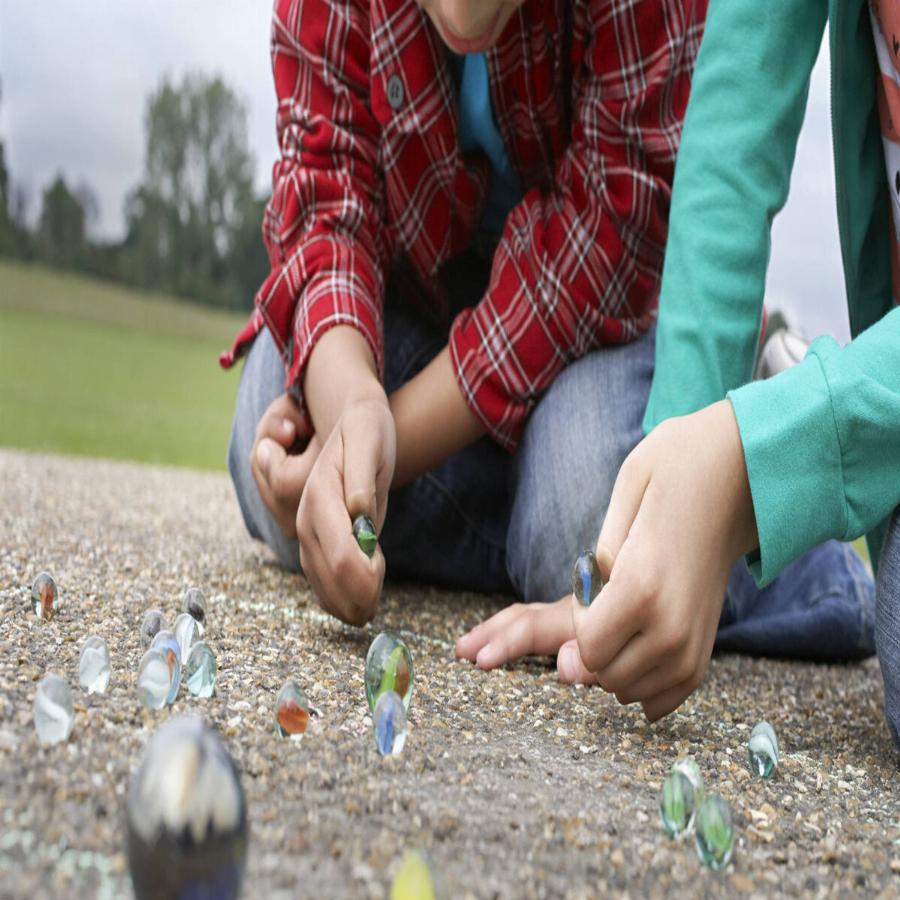 Εξομολόγηση αναγνώστριας: Κάθε χρόνο φιλοξενώ την κόρη μου και τα εγγόνια μου στο χωριό αλλά φέτος θέλω την ησυχία μου. Θέλω να ξεκουραστώ. Κακό είναι;