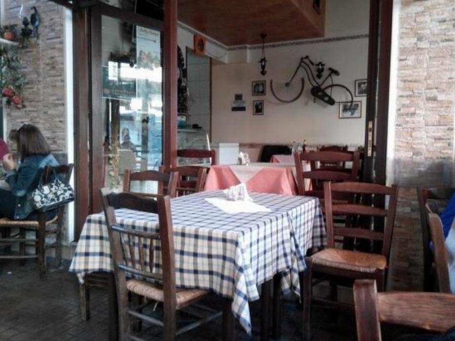 Το πρωί στο τσιπουράδικο και μετά προπόνηση: Αυτή είναι η ταβέρνα που δούλευε η Αντιγόνη Ντρισμπιώτη και μετά πηγαίνε μεσάνυχτα για προπόνηση