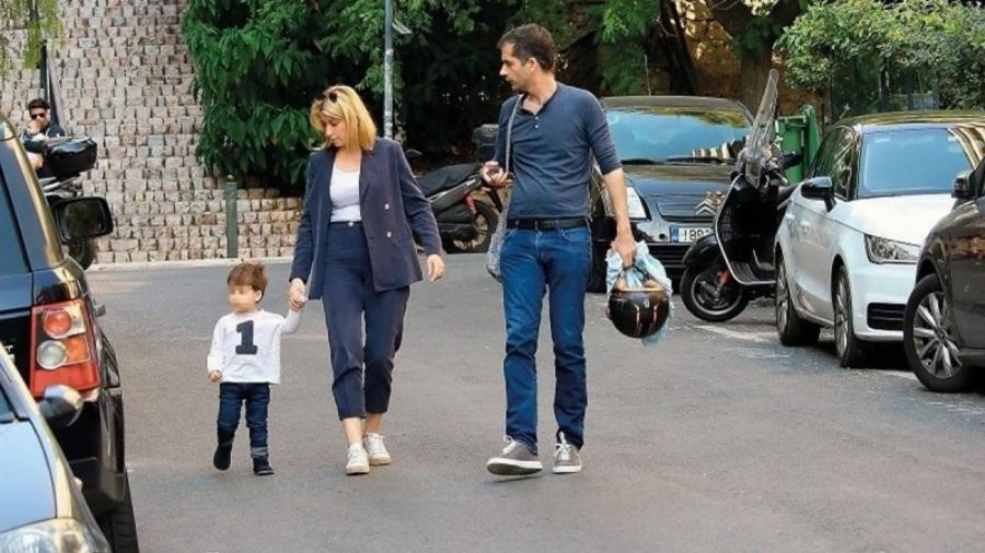 Οι δύο λόγοι που δεν ονομάστηκε Παύλος: Η συγκίνηση πίσω από την επιλογή του ονόματος του γιου της Σίας Κοσιώνη και του Κώστα Μπακογιάννη