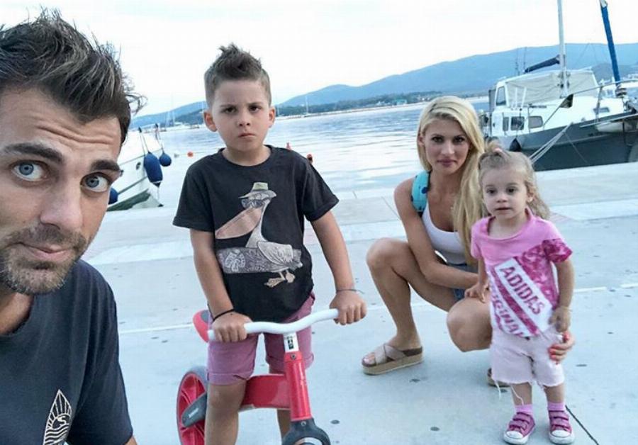 Επιστρέφει στην καθημερινότητά της: Η Ιωάννα Παλιοσπύρου πρώτη φορά με μαγιό στην παραλία