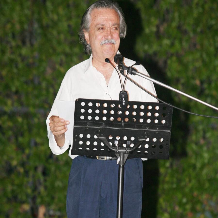 Δεν θα τον αναγνώριζε ούτε η Πασπάτη: Πως είναι 17 χρόνια μετά ο Λυκειάρχης από το «Θα βρεις το δάσκαλό σου»