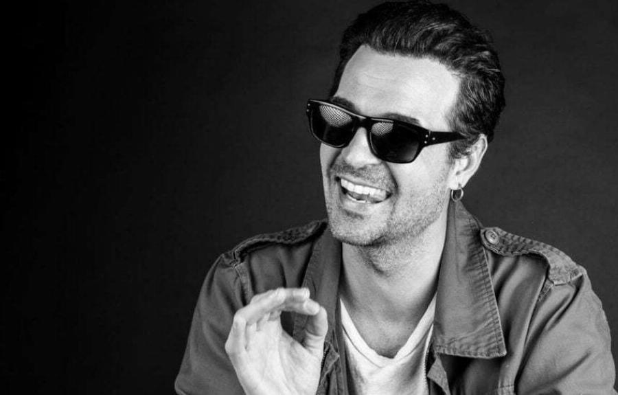 Νίνο Ξυπολυτάς: Η μεγάλη καριέρα που άφησε πίσω του, η προσωπική ζωή του τραγουδιστή και ο γιος που δεν γνωρίζαμε