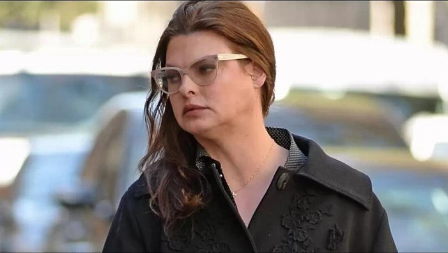 «Δεν κοιτάζομαι στον καθρέπτη»: Αγνώριστη η Λίντα Εβαντζέλιστα – Παραμορφώθηκε μετά από αισθητική επέμβαση