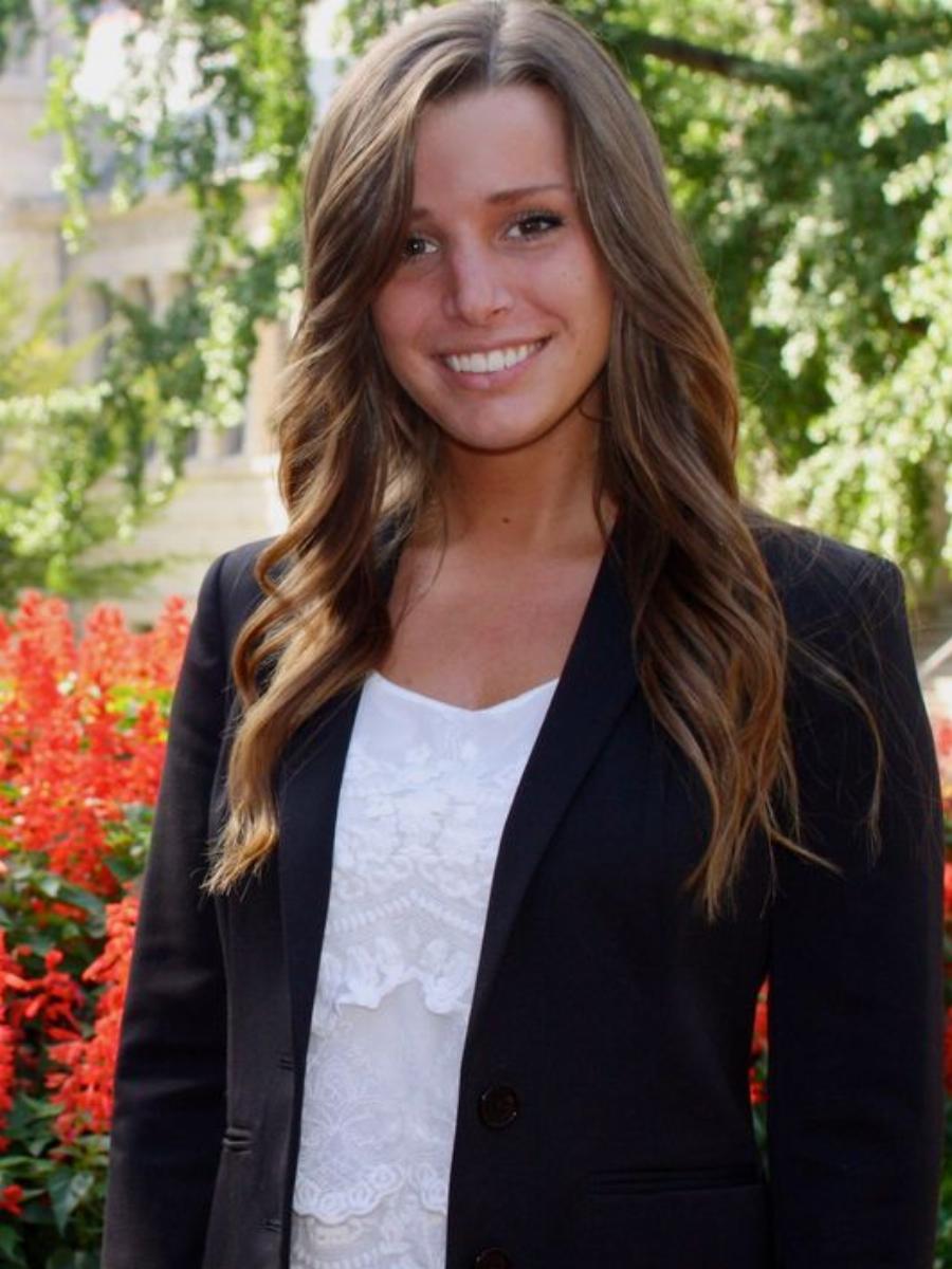 Πως η ματαίωση του γάμου της βγήκε σε καλό: Νύφη στην Αμερική ακύρωσε τον γάμο και κάλεσε άστεγους στη δεξίωση