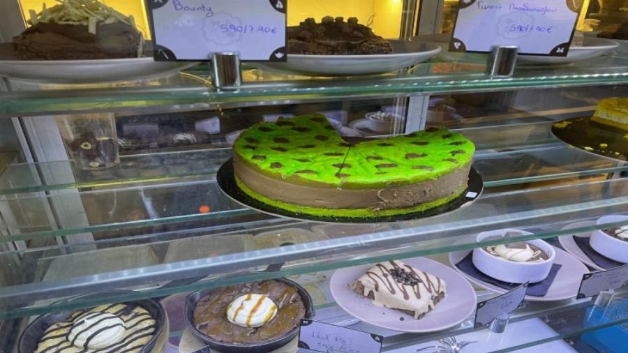 Κωνσταντίνου και Ελένης: Βρήκαμε το γνωστό μαγαζί που γίνονταν τα γυρίσματα και μπορείς να μπεις μέσα