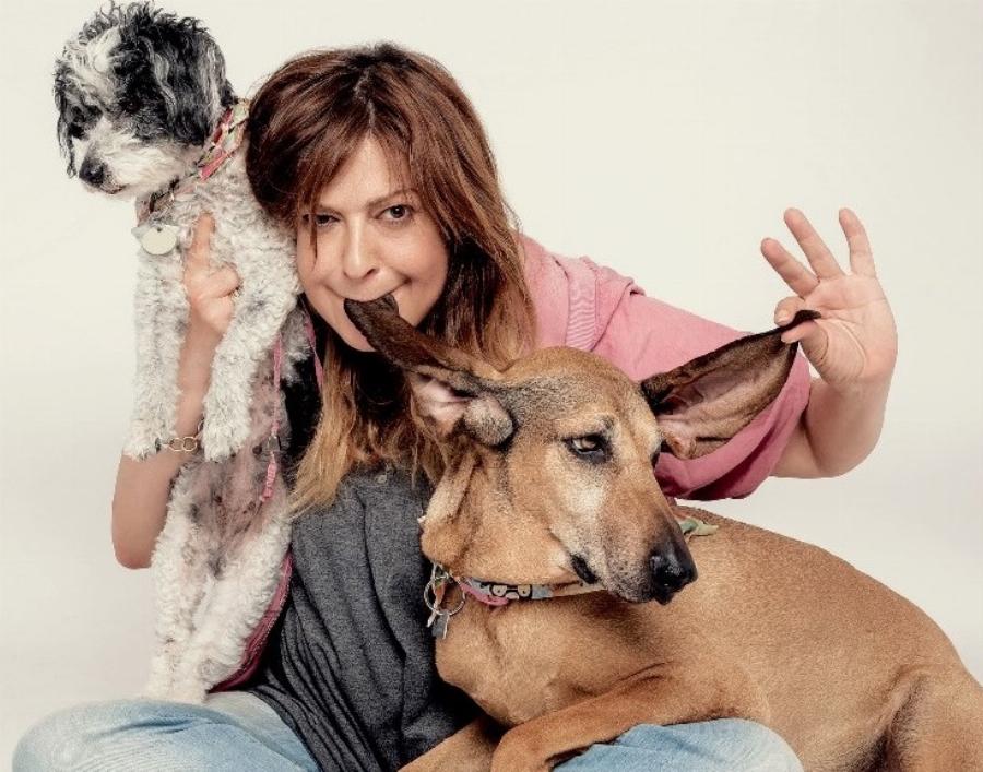 Η αγάπη της Τζόυς Ευείδη για τα ζωάκια: «Το σπίτι μου ανήκει στα ζώα μου – Ο σύντροφος είναι ο περιττός»