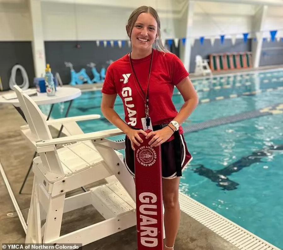 Γέννηση μέσα στην πισίνα: 18χρονη ναυαγοσώστρια ξεγέννησε μαμά σε πισίνα – «Δεν δίστασα, χρειαζόταν βοήθεια»