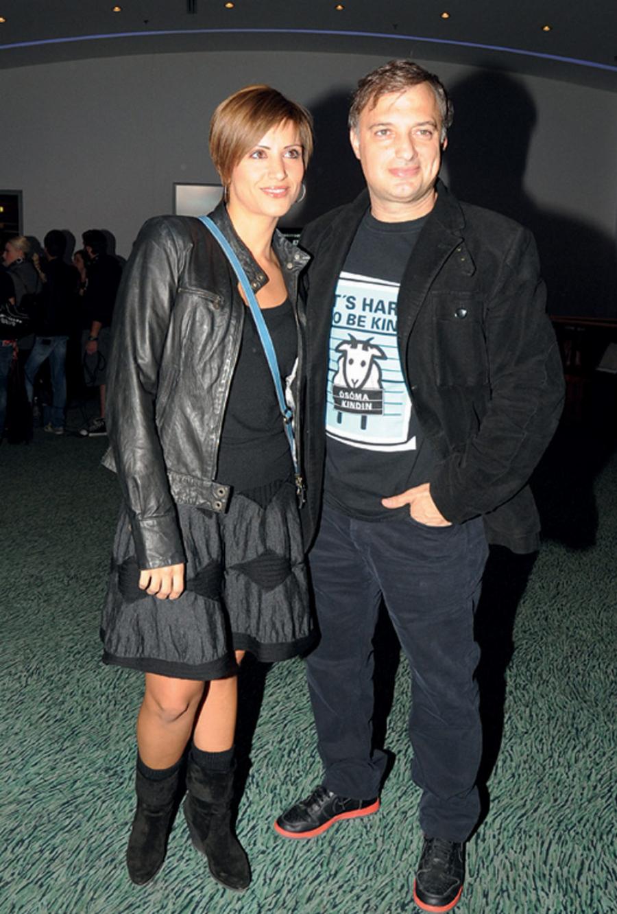 Αυτοί είναι οι 18χρονοι γιοι του Χρήστου Φερεντίνου που άνετα γινόντουσαν μοντέλα: Τα δίδυμα αγόρια του Χρήστου Φερεντίνου