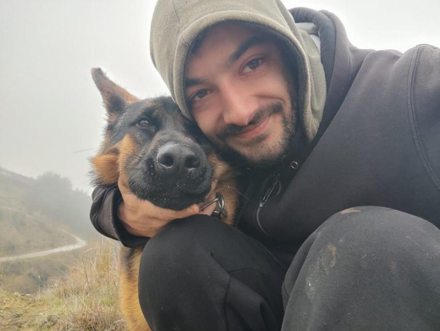 Τραγωδία στις Σέρρες: Ξεσπούν η μητέρα και ο αδελφός του φοιτητή που σκοτώθηκε στο ασανσέρ – «Ήταν ένα παιδί μάλαμα»