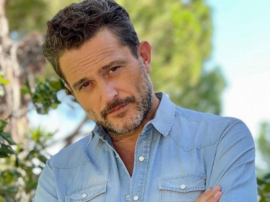 Ο πανέμορφη κόρη του Γιώργου Καραμίχου είναι μόλις 22 χρονών και έχει πάρει την ομορφιά του πατέρα της