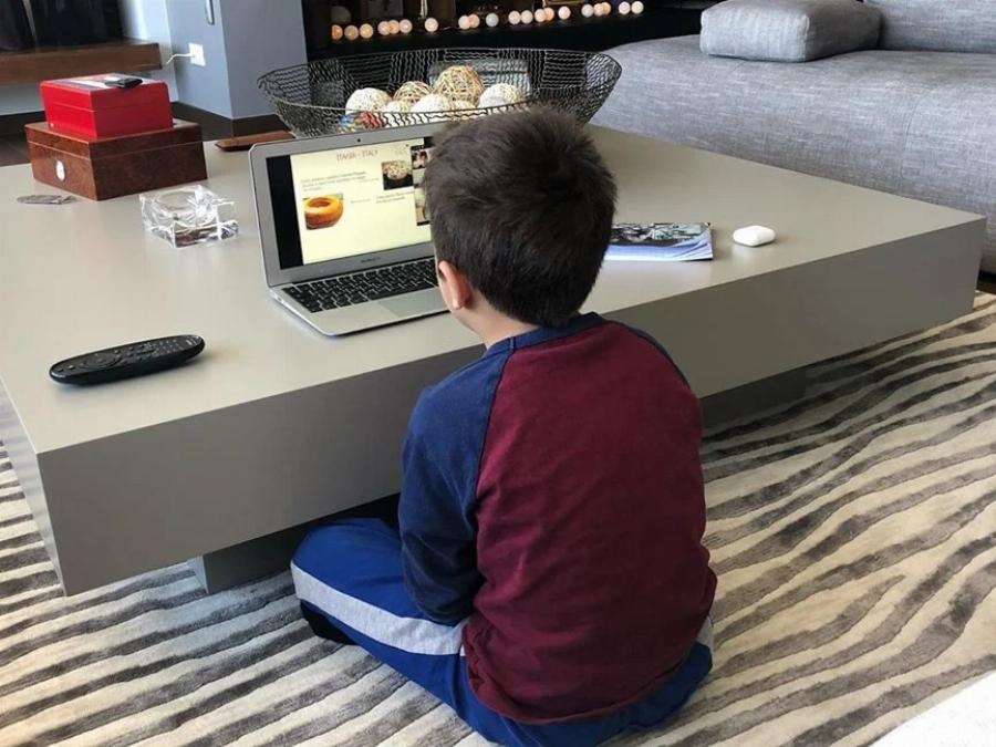 Γιώργος Λιάγκας: Η κόντρα με τη Φαίη Σκορδά που κατέληξε σε γάμο, τα δύο παιδιά, ο χωρισμός τους και το κλάμα στο άδειο σπίτι