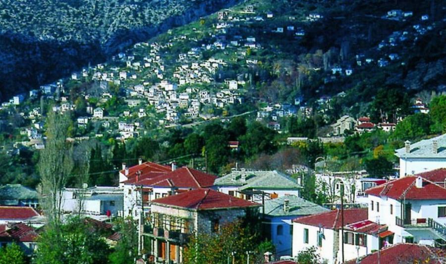 Μαγική θέα και ονειρεμένο τοπίο: Η Πορταριά είναι  το χωριό στο Πήλιο που μοιάζει με ανθισμένο μπαλκόνι