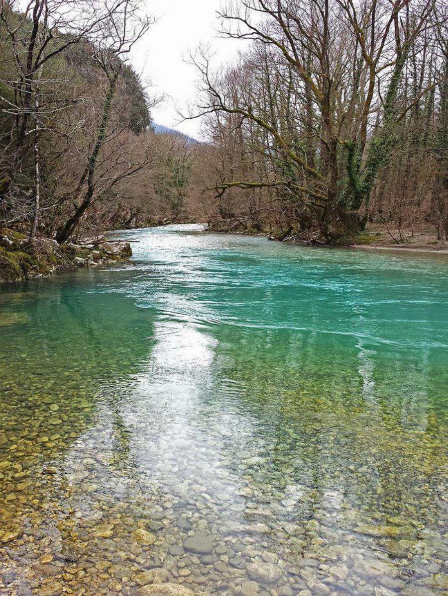 Ομορφιά που σε παραλύει: Είναι δύσκολο να το πιστέψεις αλλά αυτό το παραμυθένιο τοπίο βρίσκεται στην Ελλάδα