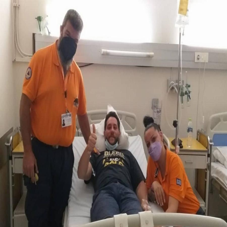 «Απλά δέχεσαι τη μοίρα σου»: Συγκλονίζει ο Ιβάν που πάλευε με τα κύματα για 20 ώρες στη Χαλκιδική