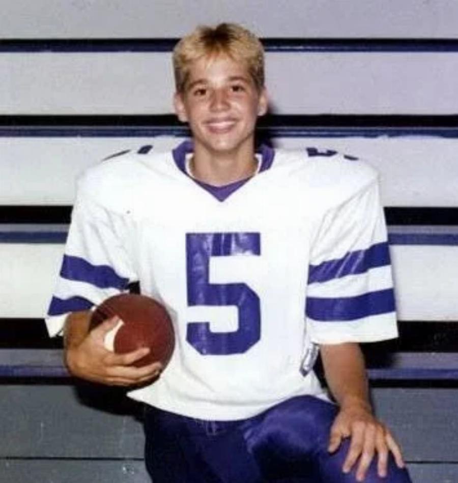 “Το δικαστήριο της Λουϊζιάνα τον αθώωσε”: Πατέρας σκότωσε τον βιαστή του 10 ετών γιου του μπροστά στους δημοσιογράφους