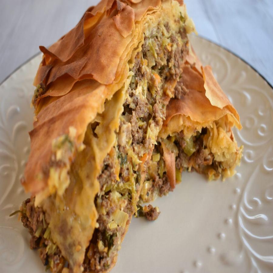 Η συνταγή του βοσκού: Eύκολη και λαχταριστή κιμαδόπιτα – Δεν θα μείνει ψίχουλο στο ταψί