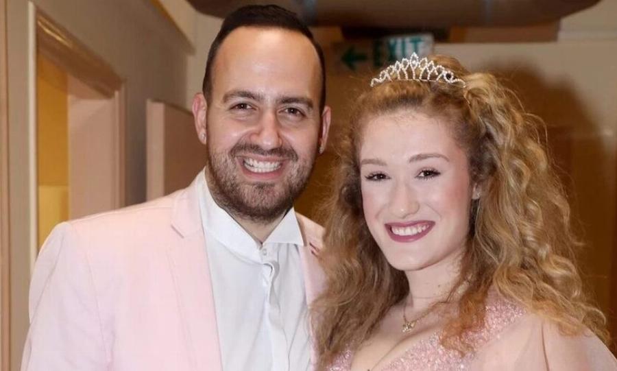 Με λιμουζίνες και αυστηρά μέτρα ασφαλείας: Οι 2000 καλεσμένοι για τον γάμο του Μαυρίκιου Μαυρικίου και της Ιλάειρας Ζήση