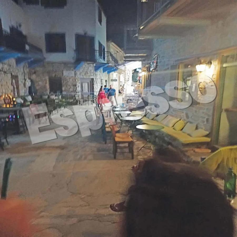 Στάθης Παναγιώτοπουλος: Μετά τα όσα συνέβησαν ούτε γάτα δεν πατάει στο μαγαζί του στην Σκιάθο