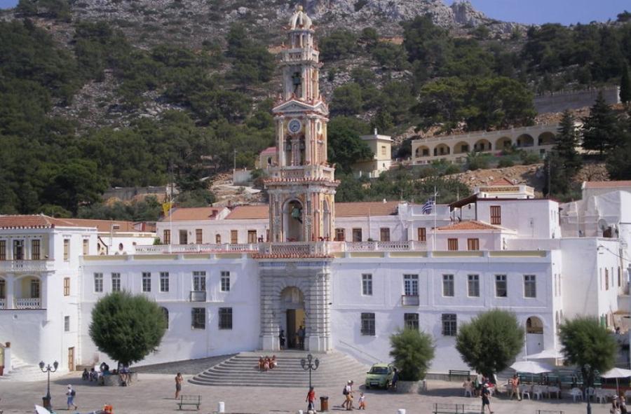 Παράκληση για τον Πανορμίτη: Μπουκάλι με τάμα ταξίδεψε από την Εύβοια μέχρι την Τήλο