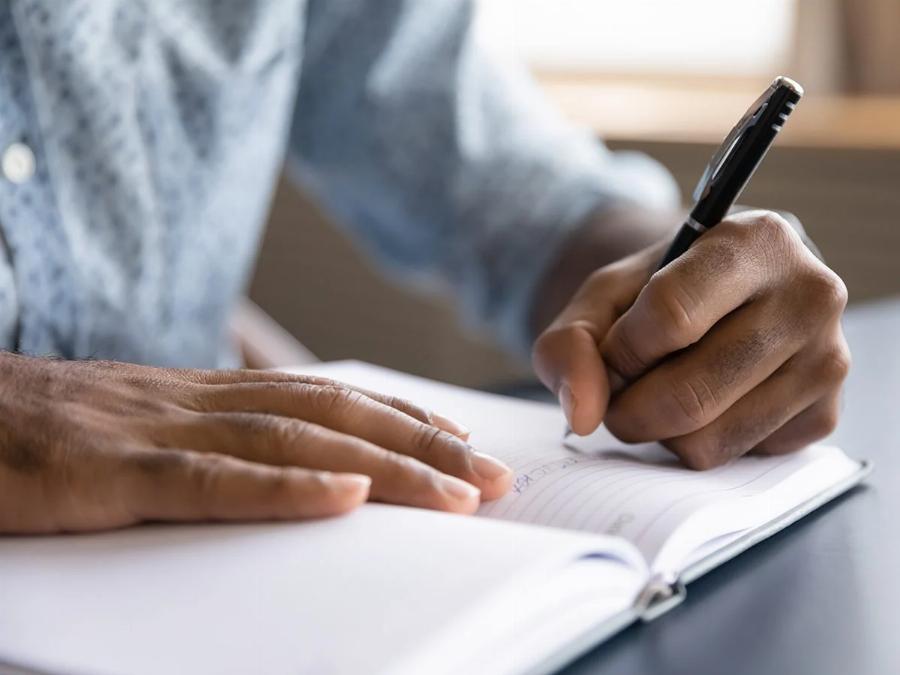 13η Αυγούστου: Παγκόσμια Ημέρα Αριστερόχειρων σήμερα – 17 πράγματα που δεν ξέρατε για τους αριστερόχειρες