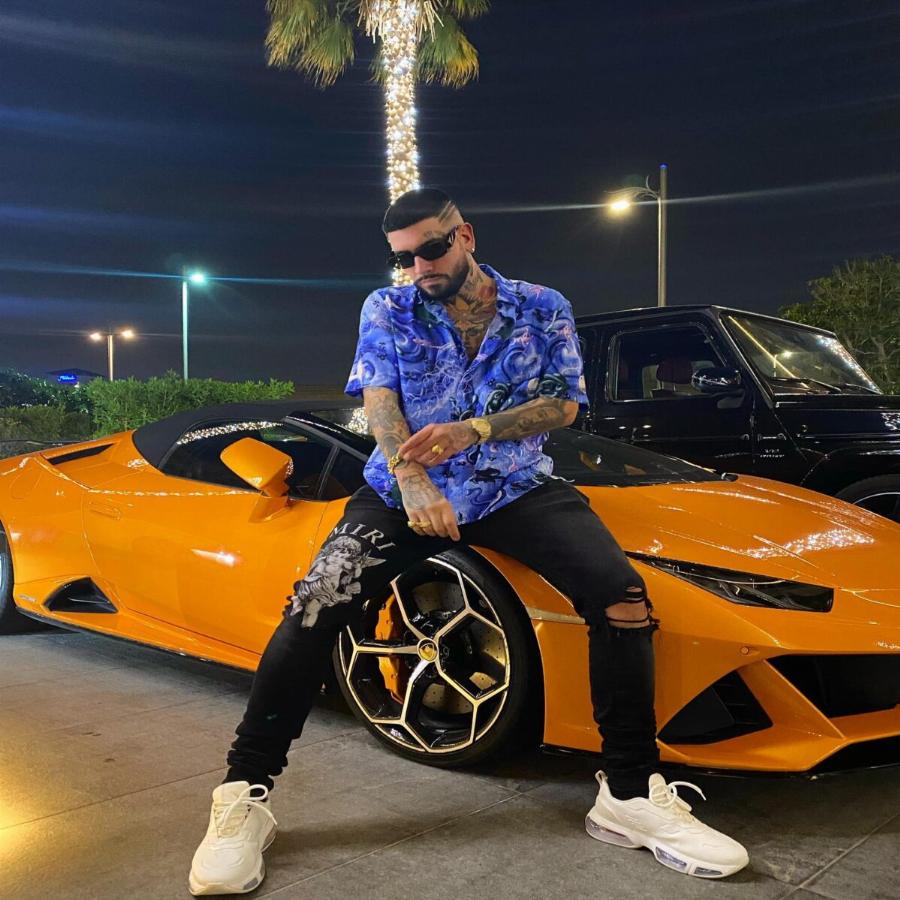 Αρραβωνιάσματα για τον Snik: Η Γιώτα Ιωαννίδου με τεράστιο μονόπετρο στο Παρίσι