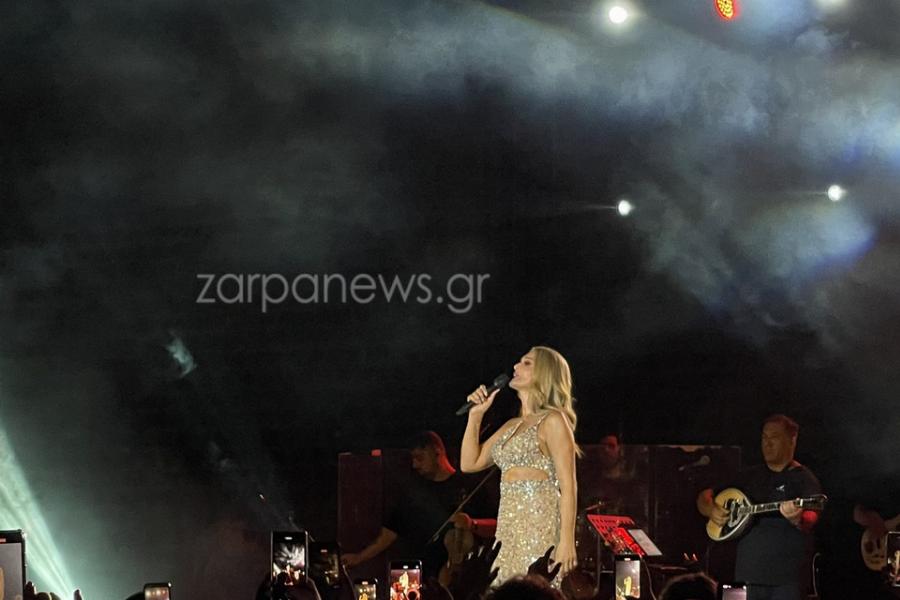 Χαμό έκανε στην Κρήτη η Νατάσα Θεοδωρίδου: Τραγούδησε το “Α Καπέλα Στα Χανιά” και όλο το στάδιο χειροκροτούσε