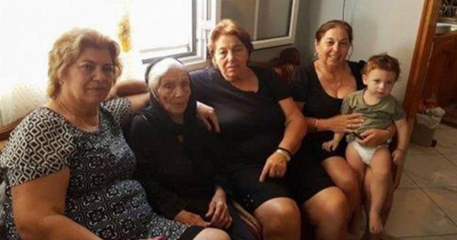 50 εγγόνια, 87 δισέγγονα, 2 τρισέγγονα και φροντίζει ηλικιωμένους στο γηροκομείο: Γιαγιά 105 ετών από την Κάλυμνο έτοιμη για το ρεκόρ Γκίνες