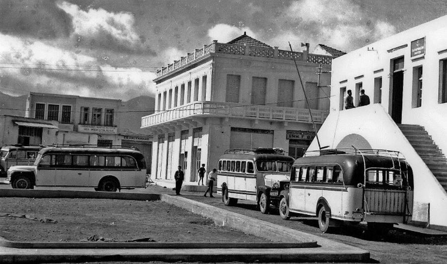 Θυμάσαι τότε που τα λεωφορεία είχαν εισπράκτορα και το εισιτήριο λίγες δραχμές;