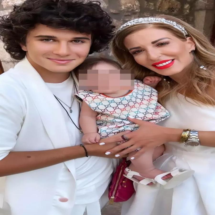 Ο γιος του Γιώργου Τσαλίκη μεγάλωσε και έγινε νονός – Φωτογραφίες από την βάφτιση