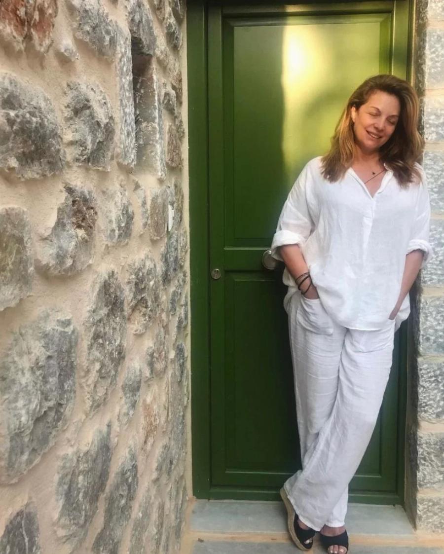 Η νέα ανάρτηση της Άντζελας Γκερέκου αφού έβγαλε τα μαύρα ρούχα: «Η καθεμιά μας έχει το δικό της τρόπο να πενθεί»