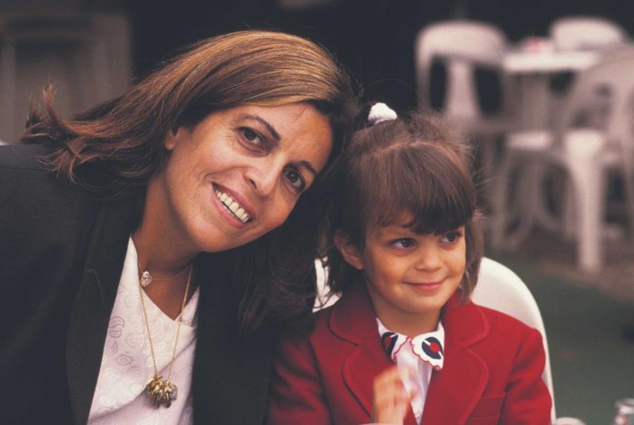 Αυτό είναι το ένα πράγμα για το οποίο η Αθηνά Ωνάση δεν μιλάει ποτέ: Η μεγάλη «πληγή» που την κυνηγάει από μικρή