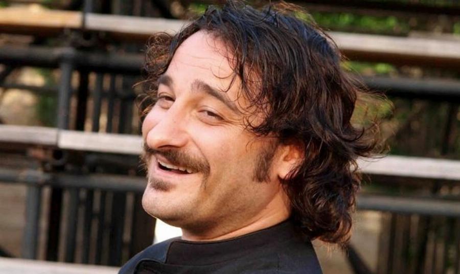 Βασίλης Χαραλαμπόπουλος: «Τον άνθρωπο της ζωής σου δε θα στον συστήσει ο έρωτας, θα στον συστήσει ο χρόνος»