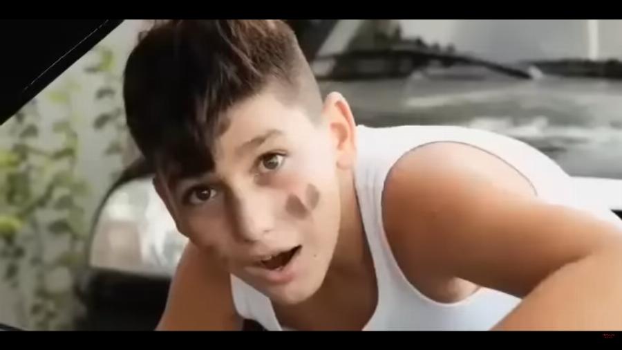 Η νύφη άνοιξε το παράθυρο και τα είδε όλα: Ο γαμπρός και ο γάμος στην Κρήτη που έγινε θέμα συζήτησης