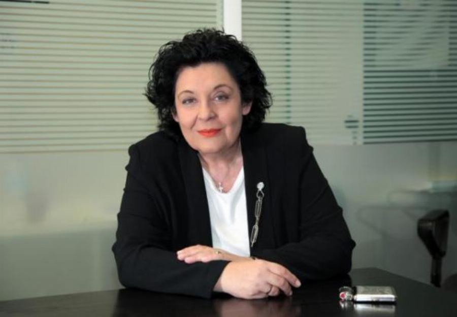 Λιάνα Κανέλλη: Ο γιος που υιοθέτησε, η βίλα στην Εκάλη, ο λόγος που μένει μόνη και η άρνηση να συνεισφέρει στο ταμείο για τον κορωνοϊό