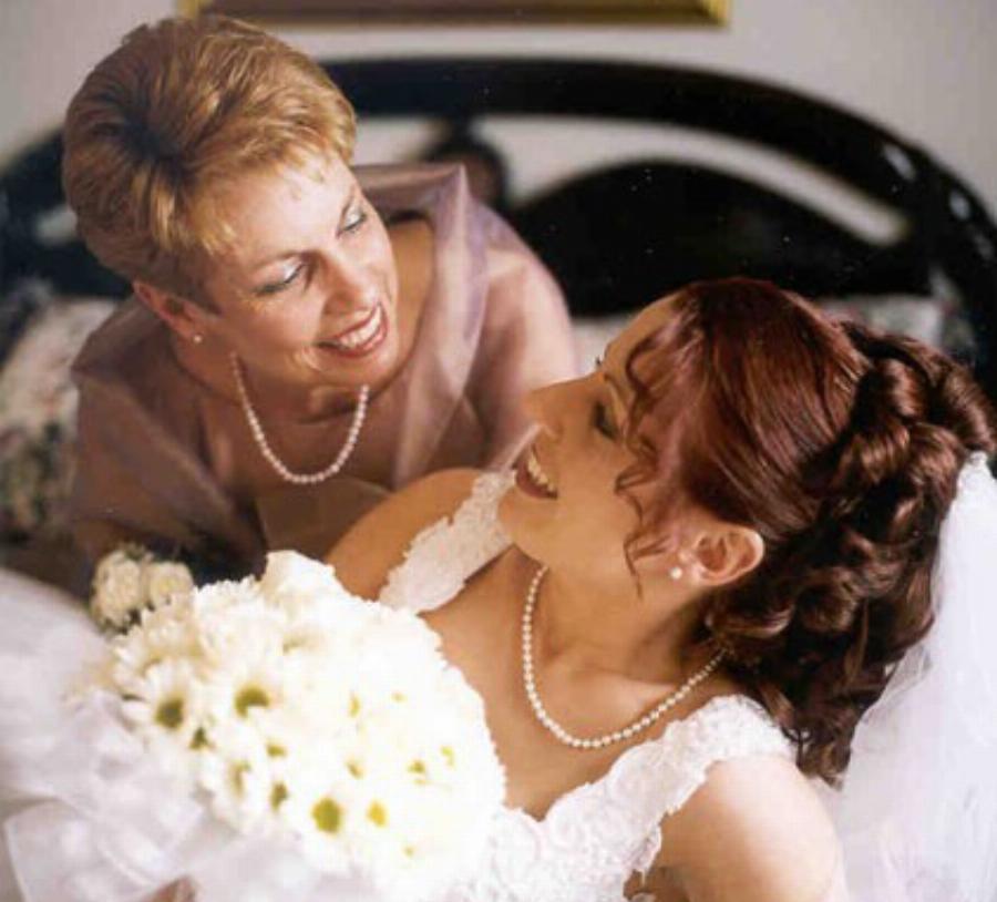 Ερώτηση αναγνώστριας: «Θέλω να βάλω την πεθερά μου στο γηροκομείο για να λαμβάνω τη σύνταξή της. Nα το κάνω;»