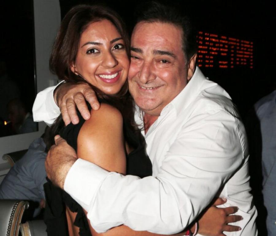 Βασίλης Καρράς: Ο ηγέτης της καψούρας, οι απαγωγές του τραγουδιστή και η μεγάλη αγάπη προς την 27χρονη κούκλα κόρη του